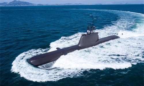 Hàn Quốc nhận tàu ngầm tối tân đối phó Triều Tiên