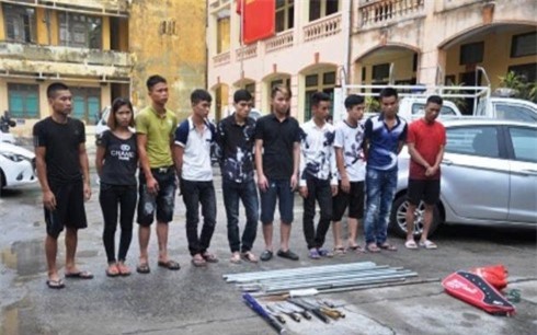 Giải quyết mâu thuẫn, nhóm côn đồ chém trọng thương bảo vệ quán game