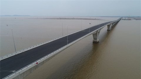 Cầu vượt biển dài nhất Việt Nam có sai sót kỹ thuật
