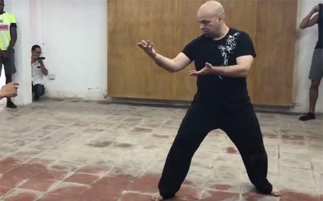 Cao thủ Vịnh Xuân Flores muốn thách đấu, phải xin phép?