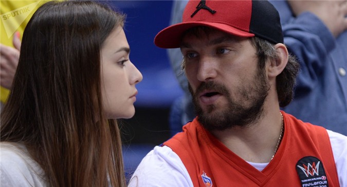 Putin tặng quà cưới cho cầu thủ khúc côn cầu nổi tiếng Ovechkin