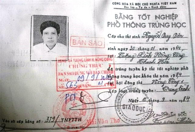 Thanh Hóa: Chủ tịch xã trần tình về tấm bằng giả