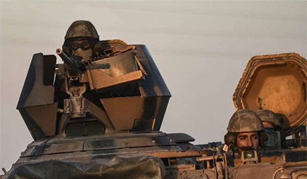 Thổ Nhĩ Kỳ hối hả đưa quân và pháo hạng tới Aleppo - Syria