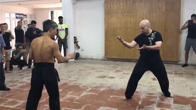 Công an theo dõi vụ tỷ thí giữa võ sư Flores và Huỳnh Tuấn Kiệt