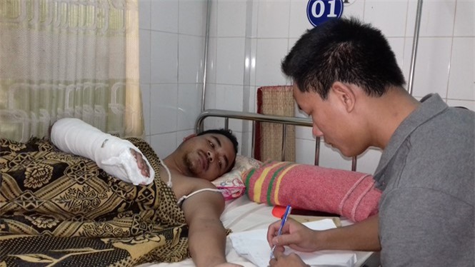 Đi tuần tra đêm, Phó công an xã bị chém đứt gân tay