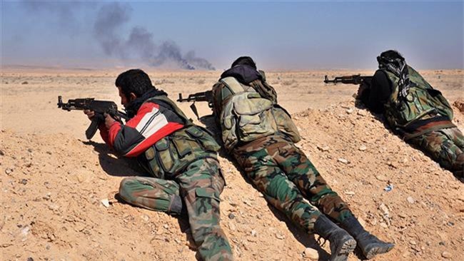 Quân đội Syria tái chiếm liền lúc 4 mỏ dầu ở Raqqa từ tay IS