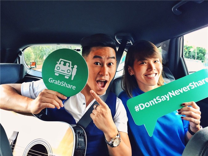 Hà Nội "tuýt còi" dịch vụ đi chung xe của Uber, Grab