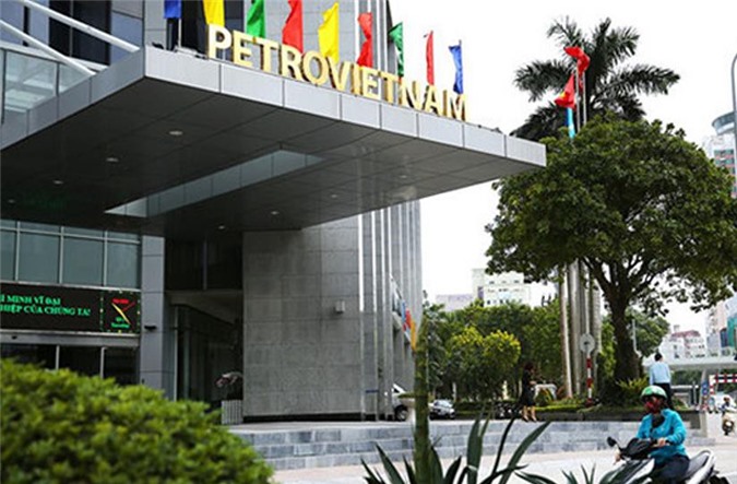 Nợ phải trả của PVN tăng vọt