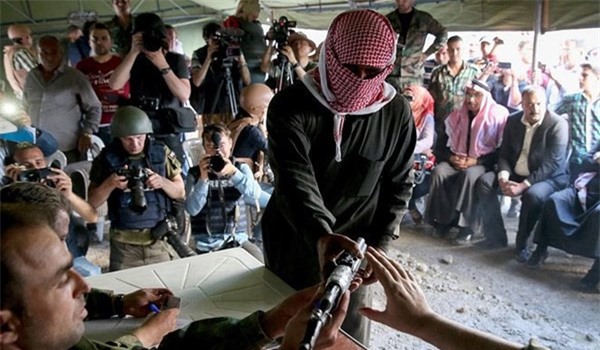 Phiến quân tại trên 2.000 khu vực đầu hàng quân đội Syria