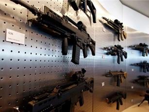 Bê bối ngoại giao, Đức "đóng băng" thỏa thuận vũ khí với Thổ Nhĩ Kỳ