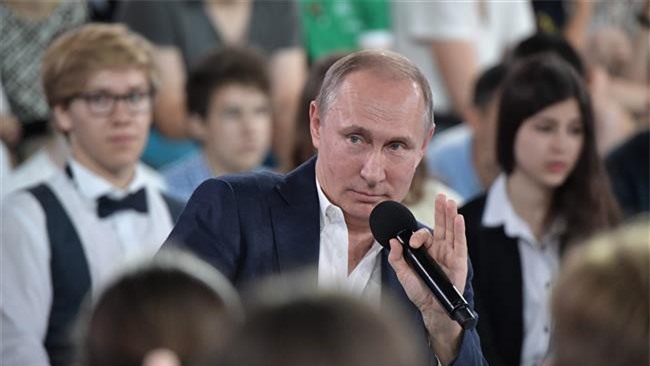 Putin "động" đến nhiệm kỳ tổng thống Nga vô thời hạn