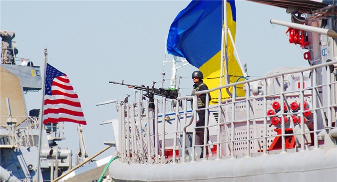 Các tàu NATO đến cảng Odessa