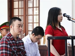 Phạt 7 năm tù giam cho bị cáo chủ mưu tạt axit nữ sinh