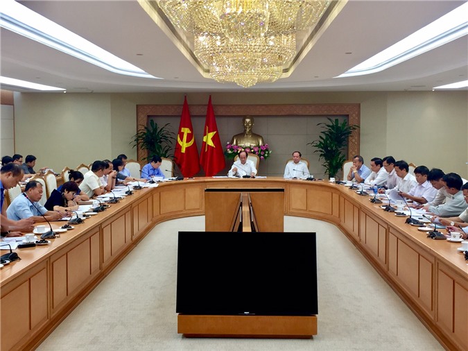 Thủ tướng phê bình 13 Bộ trưởng, Chủ tịch tỉnh vì chậm giải ngân