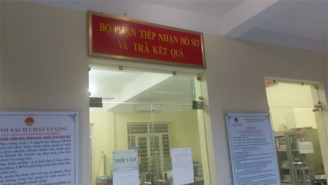 Bị tố làm khó dân đi chứng tử, cán bộ phường Văn Miếu nói gì?