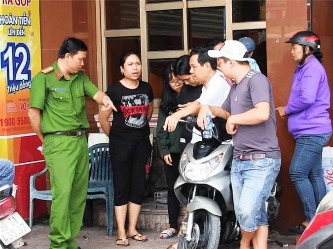 Quản lý trung tâm điện máy bị đâm chết: Bất ngờ lời khai nghi can 