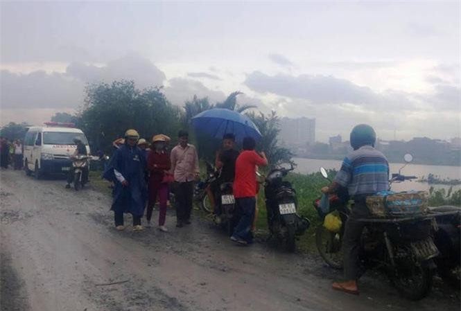 Hoảng sợ khi bị truy đuổi, người đàn ông nhảy sông chết đuối