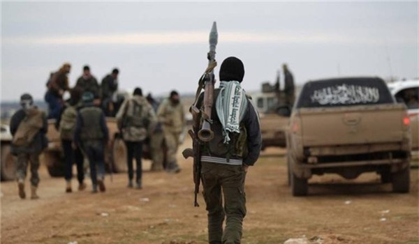 Không chịu nổi "nhiệt" Hezbollah, Al-Nusra lũ lượt rời biên giới Syria