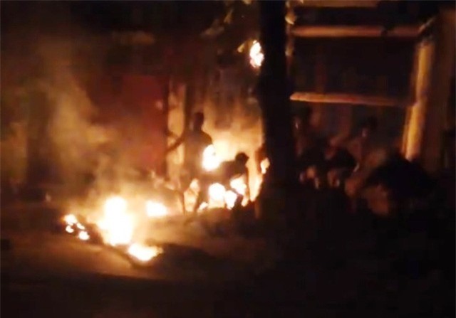 Mâu thuẫn gia đình, thanh niên tẩm xăng tự thiêu trước nhà