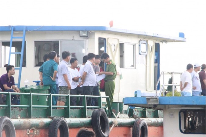 Lời khai vụ sà lan tông chìm tàu cát khiến 2 người mất tích