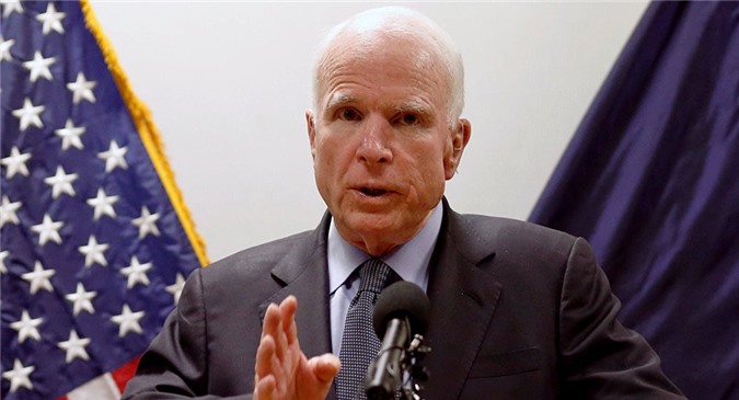Nga giảm số nhân viên ngoại giao Mỹ, John McCain lên tiếng