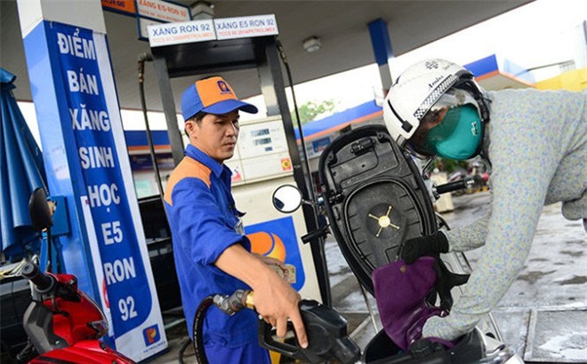 Petrolimex lãi gần 2.500 tỷ, gần một nửa đến từ xăng dầu