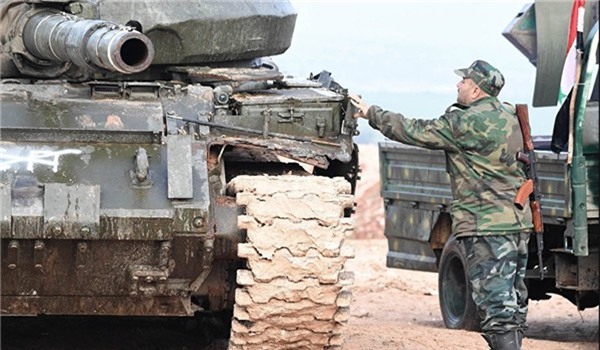 Quân đội Syria điều tăng T-90, pháo hạng nặng đè bẹp IS ở Đông Hama