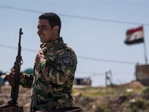 Quân đội Syria tấn công dữ dội ở Deir Ezzur, IS bị đè bẹp