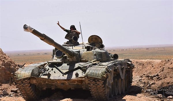 Quân đội Syria phản công IS ở Đông Homs, khủng bố chịu trận