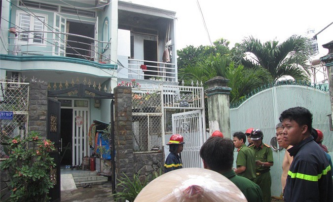 Cháy nhà ở Sài Gòn, cô gái nhảy từ tầng 2 thoát thân 