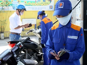 Giá xăng có thể tăng mạnh từ chiều nay