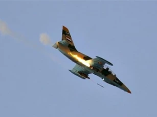 Không lực Syria xuất kích thiêu rụi tuyến phòng thủ IS ở Deir Ezzur