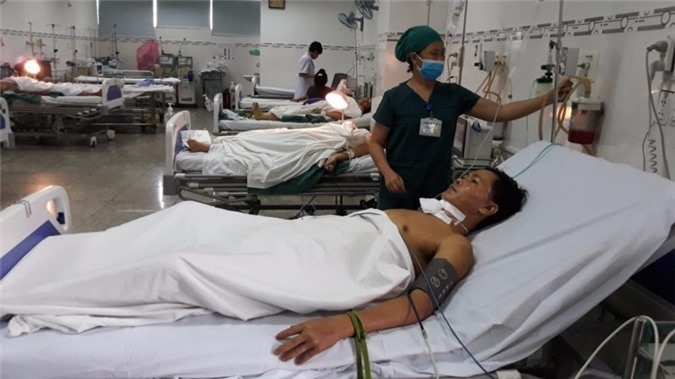 Sát hại vợ rồi báo công an, người chồng về nhà tự sát