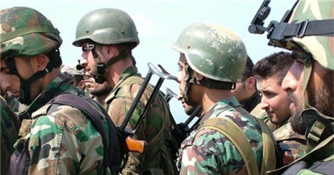 Tấn công căn cứ chính phủ Syria, IS "sập bẫy" lãnh đủ ở Deir Ezzur