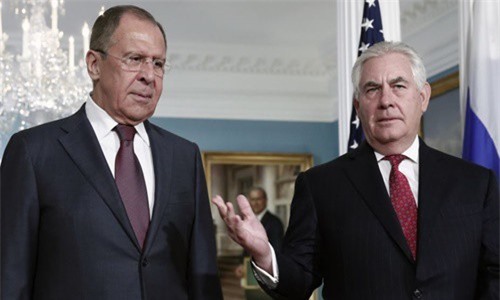 Trừng phạt lẫn nhau, ông Tillerson vẫn nói không có giao tranh Nga-Mỹ
