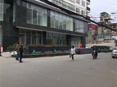 Công an quận Đống Đa tình nghi cư dân phá thang máy chung cư Capital Garden