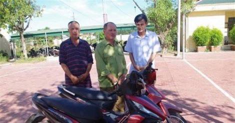 Bắt giữ 3 đối tượng lừa đảo dùng vàng giả đổi vàng thật