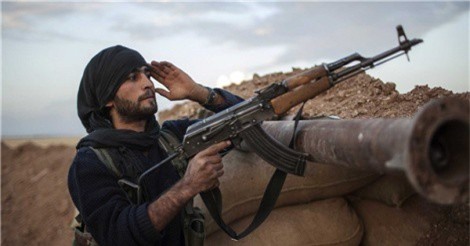 Thất thủ tại Homs và Raqqa, IS dốc sức tấn công lính Syria ở Deir Ezzur