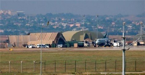 TNK bất ngờ cho phép Đức tới thăm căn cứ không quân