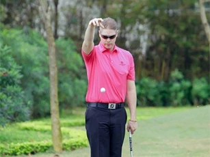 “Bẫy nước”, “cọc vàng – đỏ” và “khu vực thả bóng”