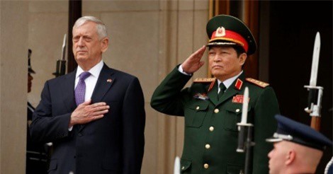 Bộ trưởng Quốc phòng Mỹ và Việt Nam hội đàm tại Lầu Năm Góc