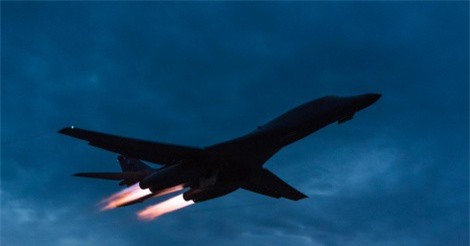 Không quân Mỹ tuyên bố "quyết chiến đêm nay" với Triều Tiên