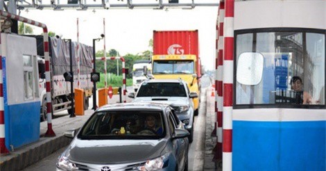 Phóng viên bị ném đá trúng đầu tại trạm thu phí Cai Lậy