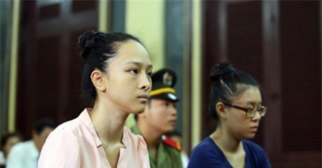 Tạm đình chỉ vụ án hoa hậu Phương Nga 