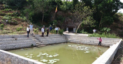 Xót xa cảnh 4 nữ sinh chết đuối thương tâm tại giếng chùa