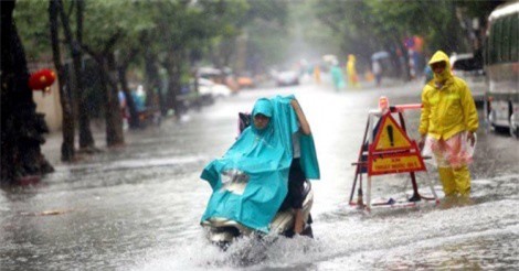 Bắc Bộ sắp mưa lớn, Trung Bộ vẫn nắng nóng