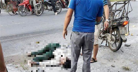 Người phụ nữ bán vịt bị ôtô hất văng, chết thảm