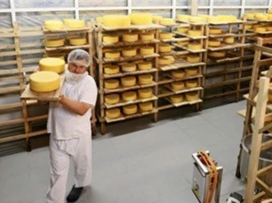 Doanh nghiệp Nga "xin phương Tây" thêm 10 năm trừng phạt