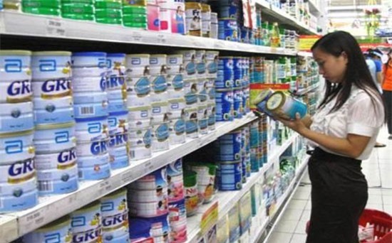 Kiểm soát giá bán sữa đến người tiêu dùng cuối cùng