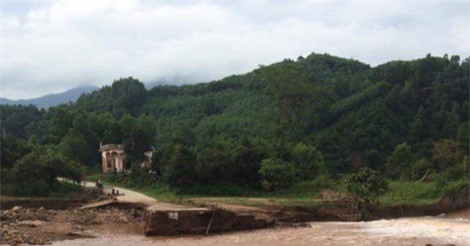 Lũ dữ hoành hành, Quảng Ninh chia cắt hoàn toàn với Bắc Giang